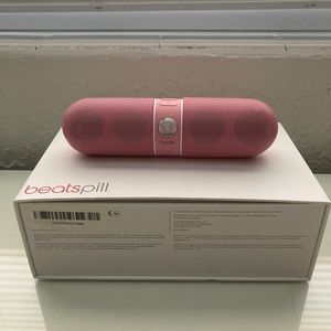 🎉Host Pick🎉Limited Edition Nicki Minaj Speakers